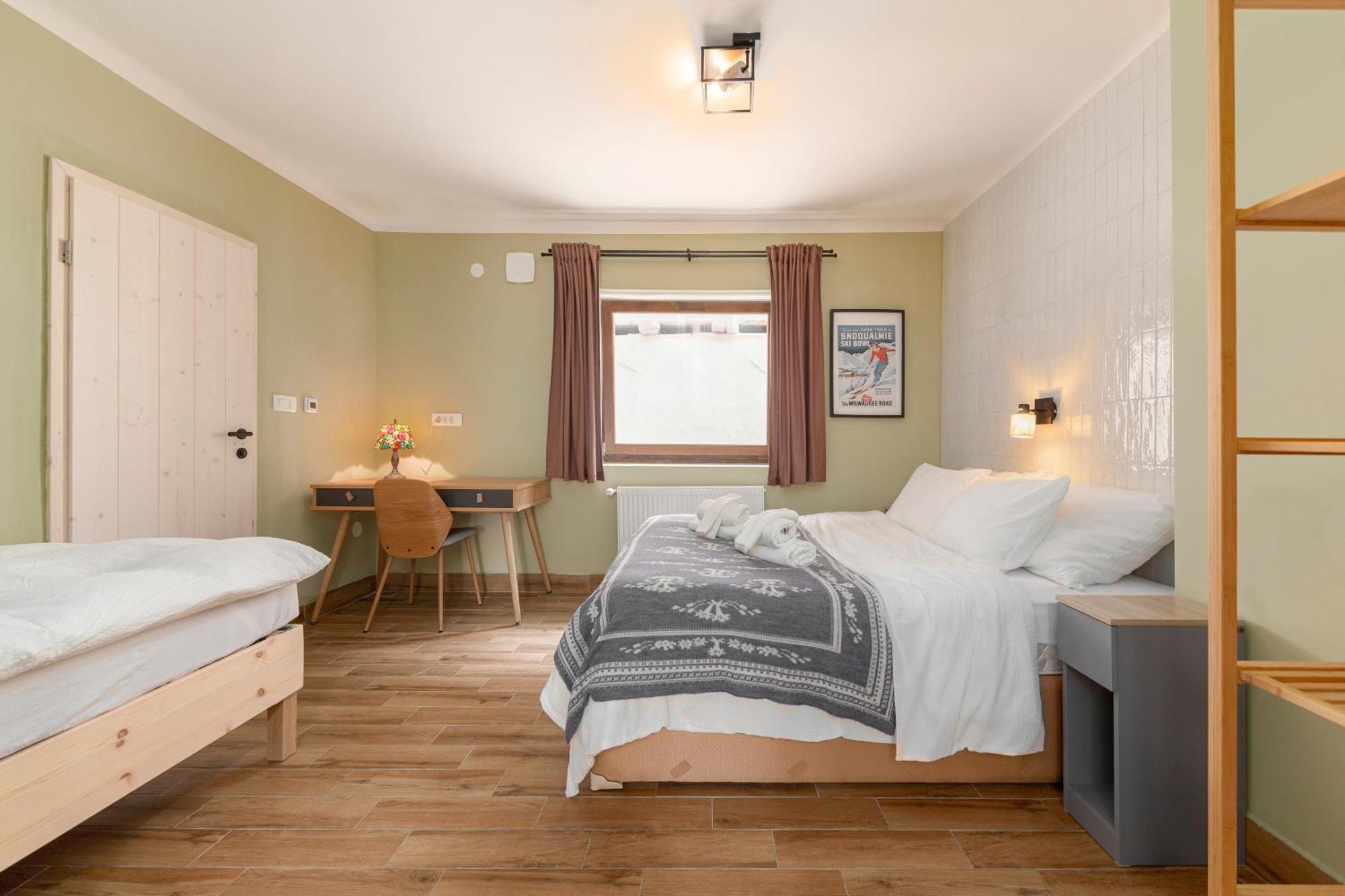 Farmhouse Chalet Apartments 班斯卡比斯特里察 外观 照片